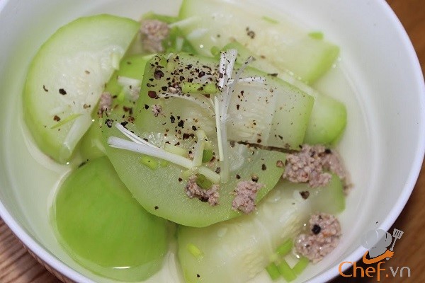 Cách nấu canh bí đao thịt bằm thơm ngon, ngọt mát cực đơn giản
