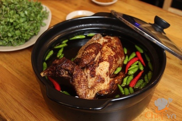 Học ngay cách nấu lẩu gà tiềm ớt hiểm đơn giản ngon tuyệt vời