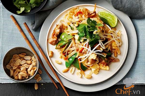 Học ngay cách làm Pad Thái chuẩn vị Thái Lan