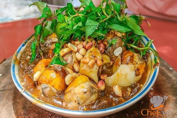 Cách làm hột vịt lộn xào me và vịt lộn xào sa tế ngon | Chef Việt Nam