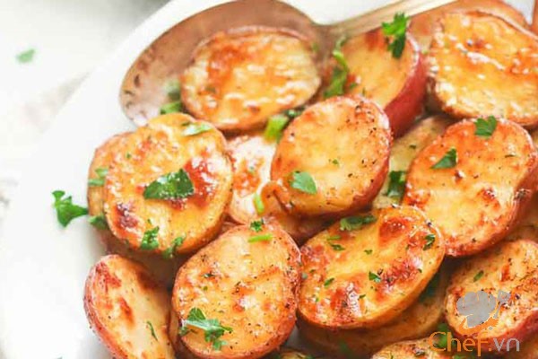 Cách làm khoai tây nướng thơm ngon ăn không lo béo